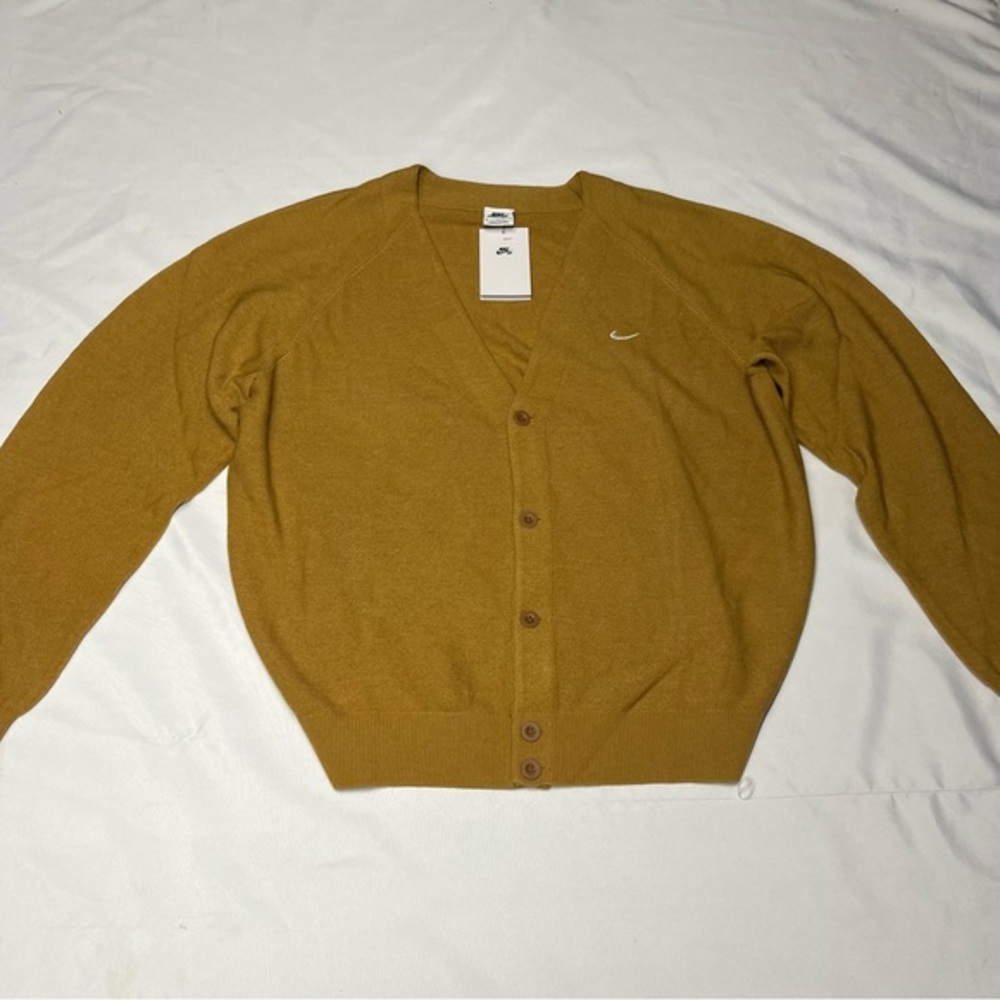 Nike SB Skate Cardigan Wool Polyester Brown Unisex Adult Size M DQ6306-722